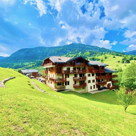 フルメAppt 3Ch, Au Pied Des Pistes A La Deco Soigneeアパートメント エクステリア 写真